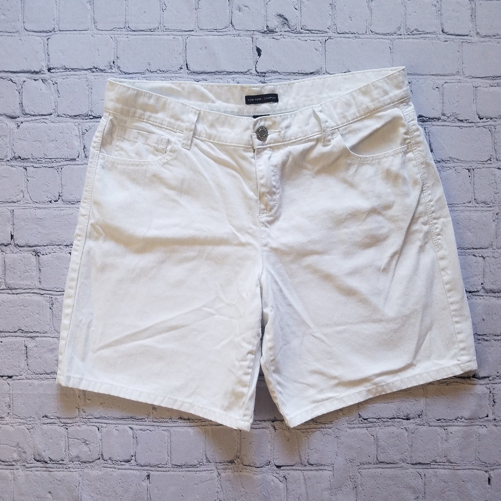 New York & Company White Denim Shorts Sz 12
